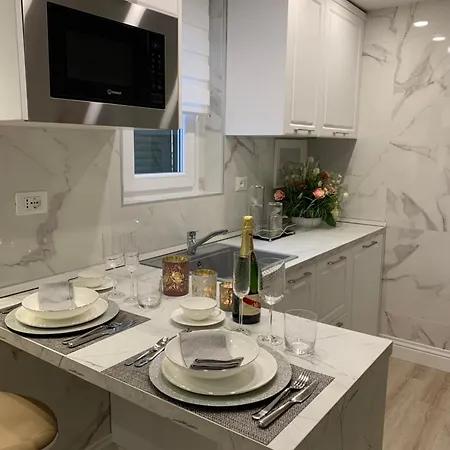 6 Al Apartament Rzym