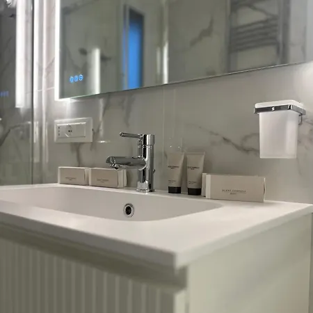 Apartment 6 Al *